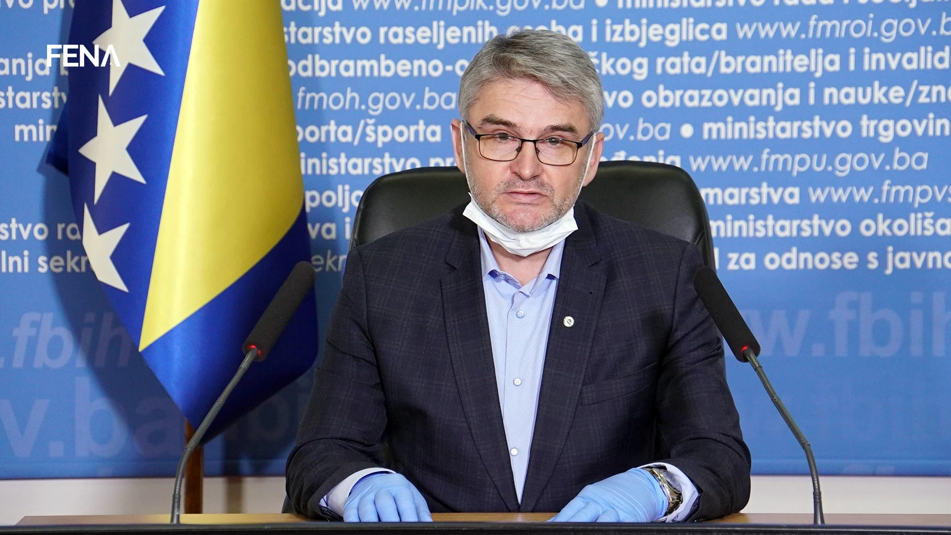 Salko Bukvarević priključen na respirator
