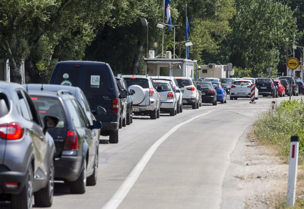 Omogućen ulazak u BiH iz EU i šengenskog područja uz negativan test na SARS-Cov-2