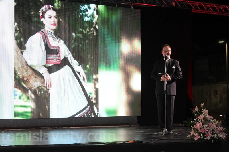 Ivana Glavić najljepša Hrvatica u narodnoj nošnji