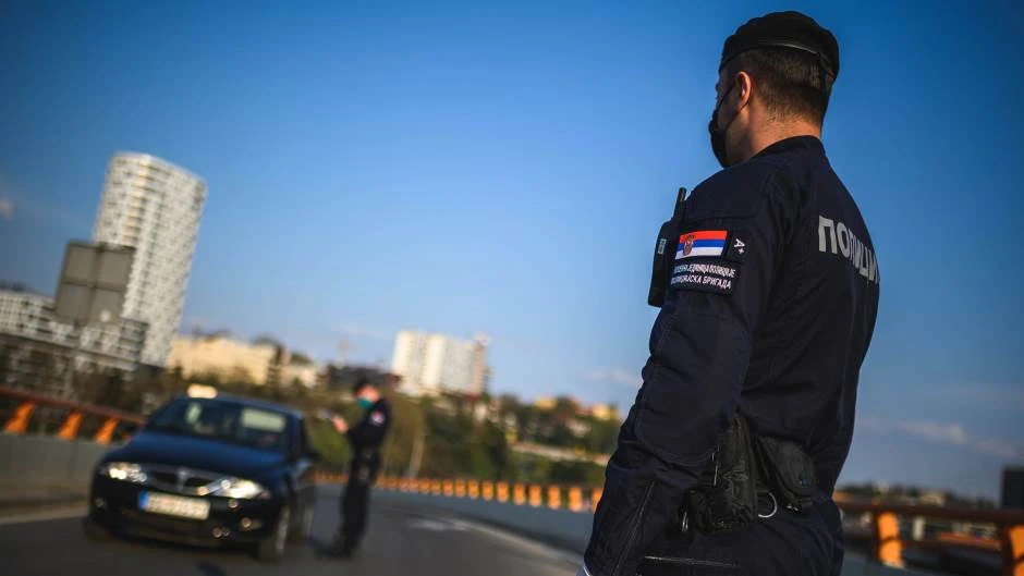 Srbija uvela obaveznu samoizolaciju za građane Crne Gore
