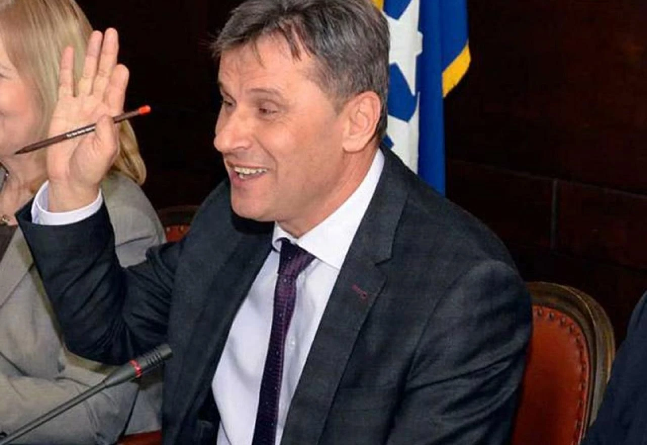 Novalić još nije podijelio novac: Brzo ćemo