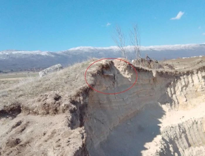 Livno: Krao pijesak i uništio arheološko blago