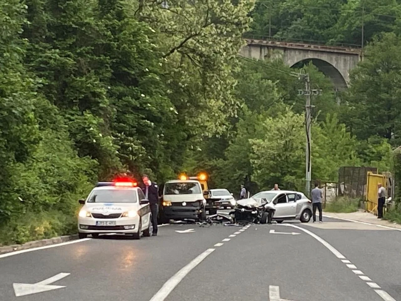 Prometna kod Konjica, sudarili se kombi i automobil