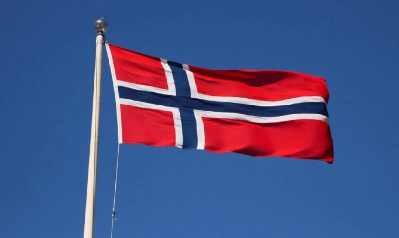 Norveška oslobodila skoro 100 zatvorenika da služe kazne od kuće zbog Covida-19
