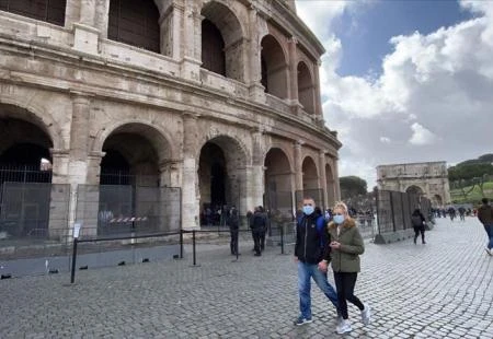 Neke zemlje olakšavaju restrikcije, ali WHO upozorava na oprez
