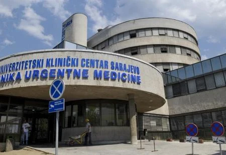 Među zaraženim i beba rođena 2020.