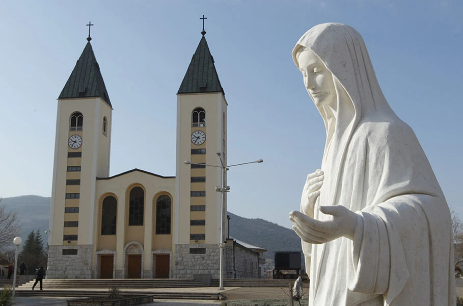 Pandemija pretvorila Međugorje u grad duhova