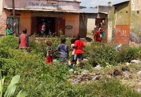 Različita objašnjenja stručnjaka: Zašto koronavirus još nije teško pogodio Afriku