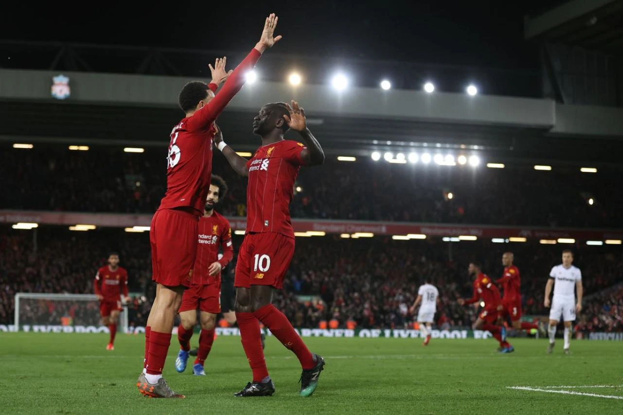 Liverpool neumorno niže pobjede: Pao i West Ham na Anfieldu