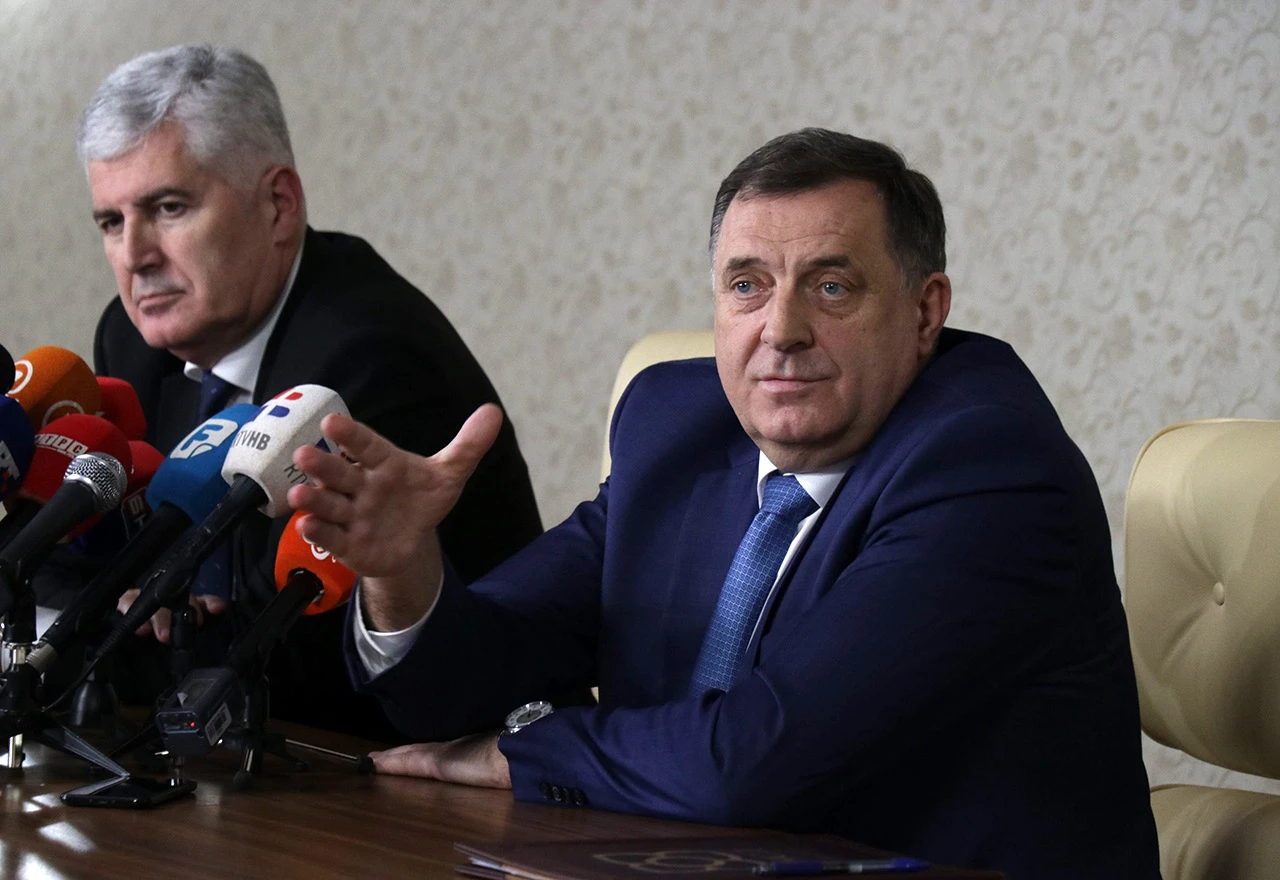 Dodik: Međunarodna zajednica urušava konstitutivnost naroda u BiH