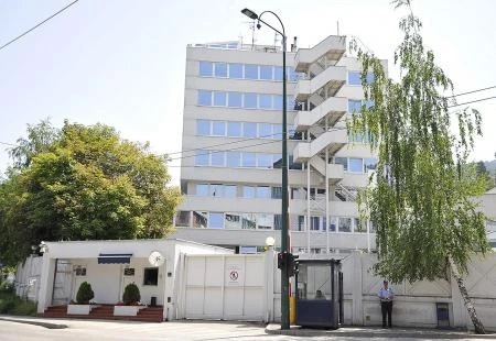 OHR: Entiteti su obvezni poštovati odluke institucija BiH