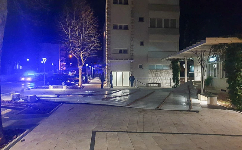Eronet ostao bez krova