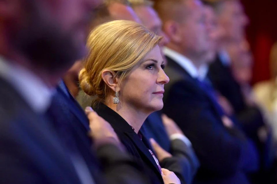 Grabar Kitarović zatražila istragu protiv zapovjednika ratne mornarice