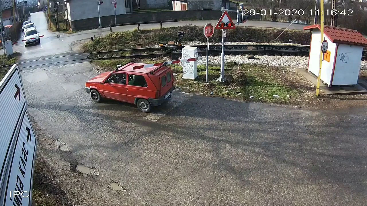 VIDEO | Pogledajte nevjerojatan bezobrazluk bh. vozača