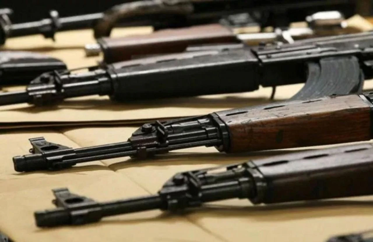 Podignuta optužnica protiv dvije sobe za međunarodno krijumčarenje oružja
