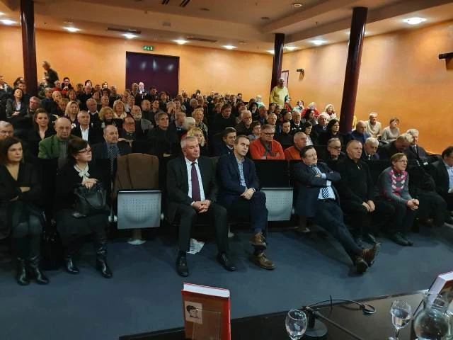 Matica hrvatska Stolac u Zagrebu predstavila knjigu ''Sloboda, mir meju nami – euroogledi''