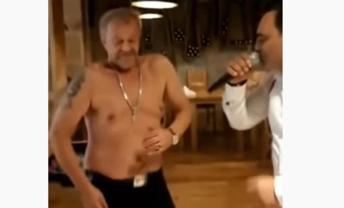 Glumac u transu: Kad Hadžihafizbegović 'zalomi'