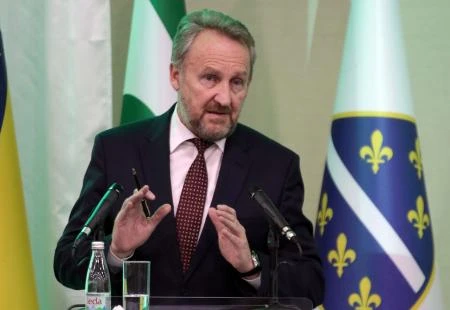 Izetbegović zaprijetio: Kidanje okova u Mostaru i pretvaranje Hrvata u manjinu