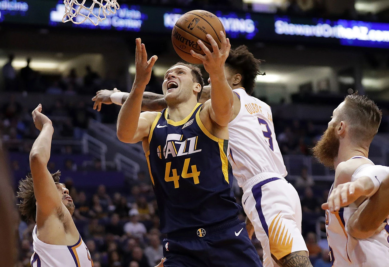 Bogdanović ubacio 17 koševa za pobjedu, a Zubac odigrao najbolju utakmicu sezone