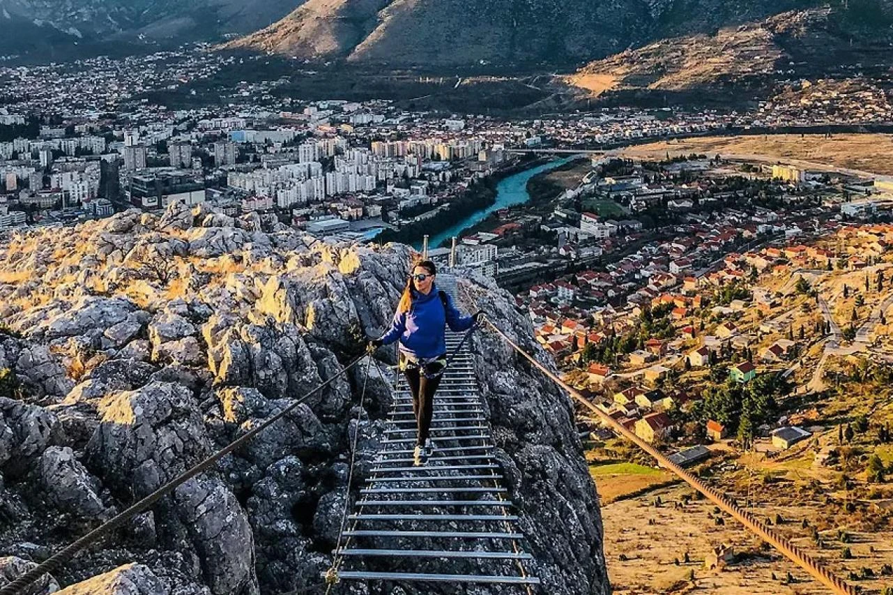 Adrenalinska atrakcija iznad grada na Neretvi