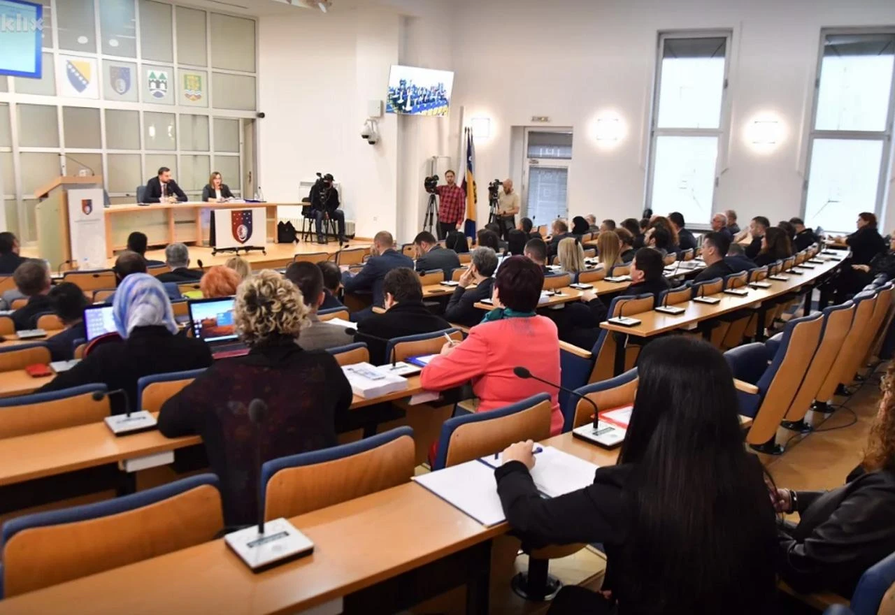Preuzimaju Županiju, a nisu došli na sjednicu