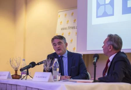 Komšić: Slovenija sugovornik, Hrvatska nije, sa Srbijom samo problemi oko NATO-a