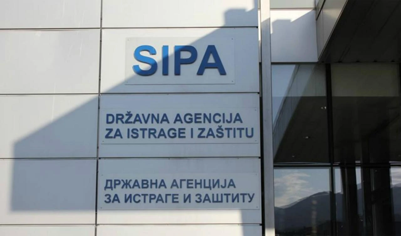 Svi bi bili direktor, a svi mogu u mirovinu