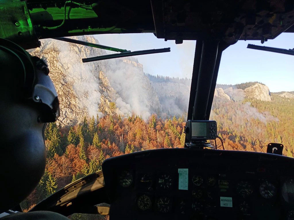 Pogoršano stanje na požarištu na Treskavici, zatraženi vojni helikopteri
