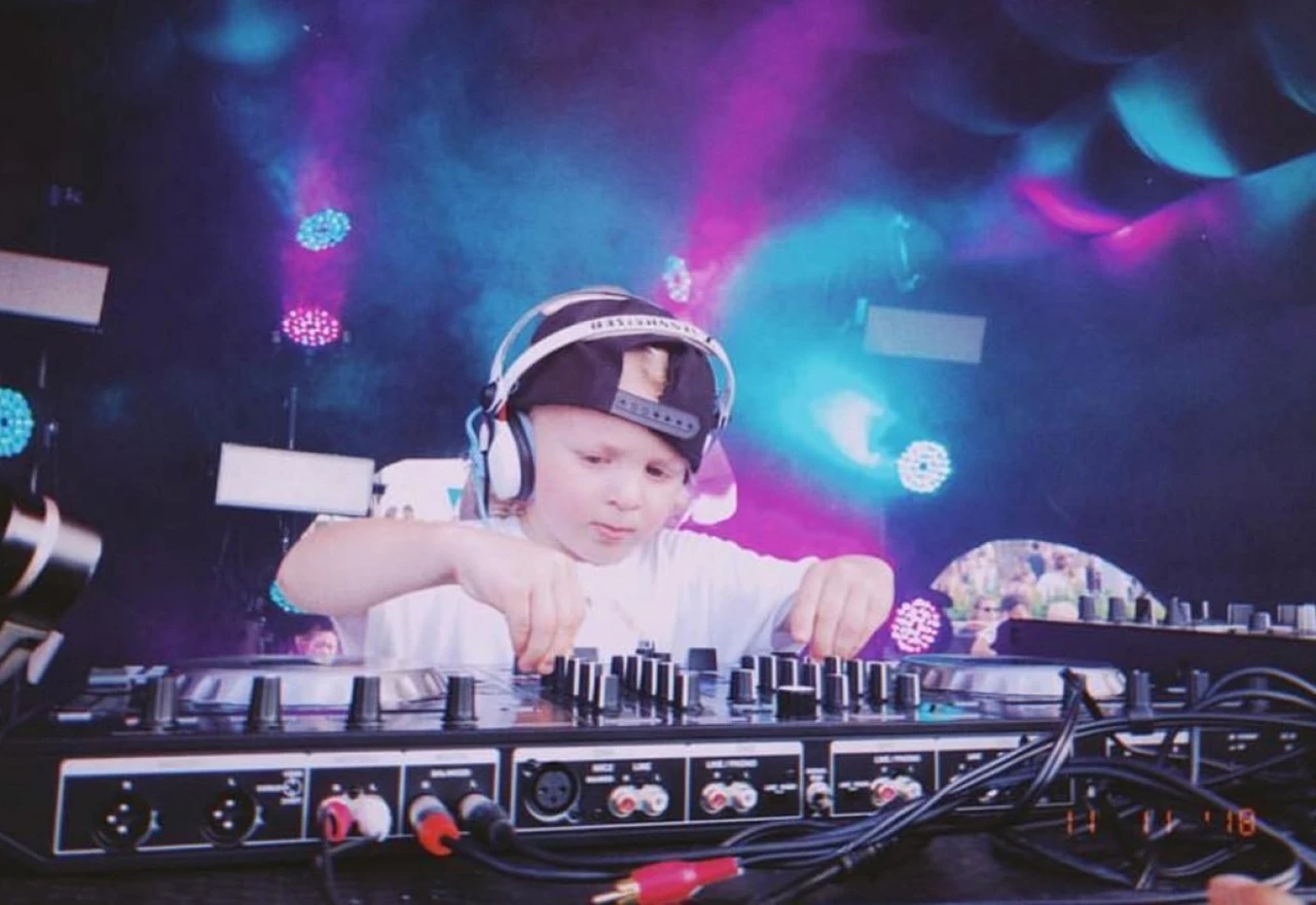 Četverogodišnjak postao najmlađi klupski DJ na svijetu