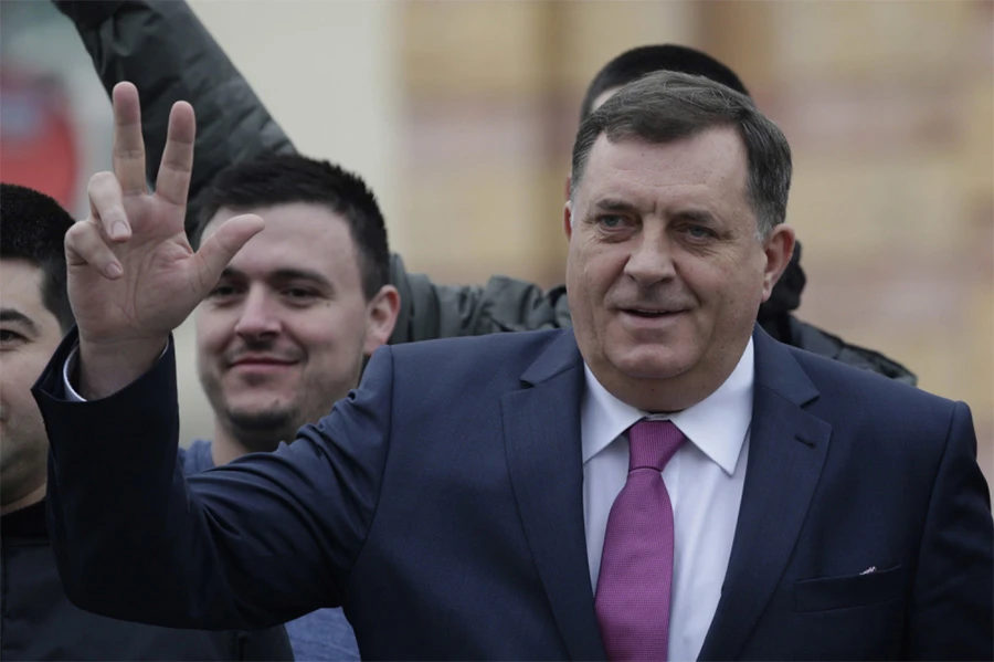 Dodik: Inzko godinama krivi RS za sve i svašta 