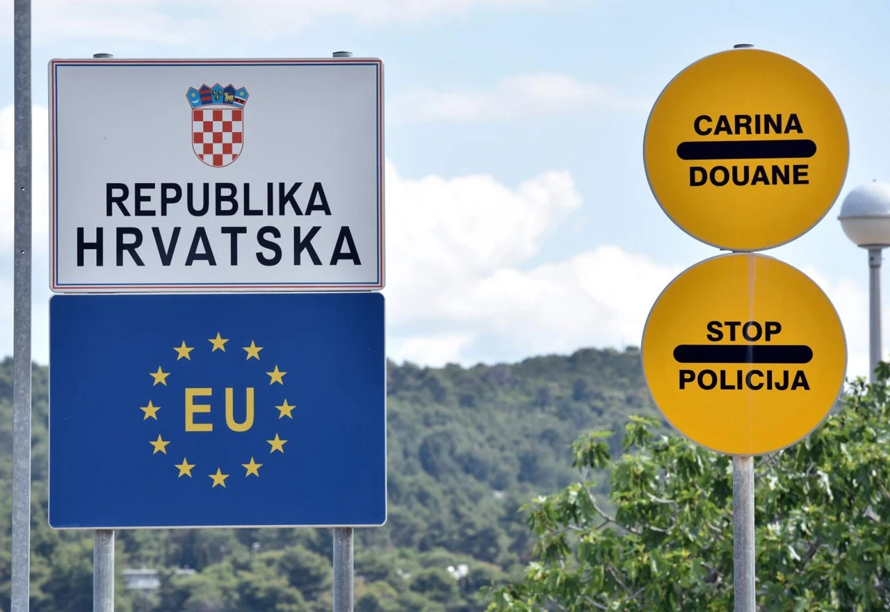 Slovenski europarlamentarci pisali čelnicima EU protiv ulaska Hrvatske u Schengen