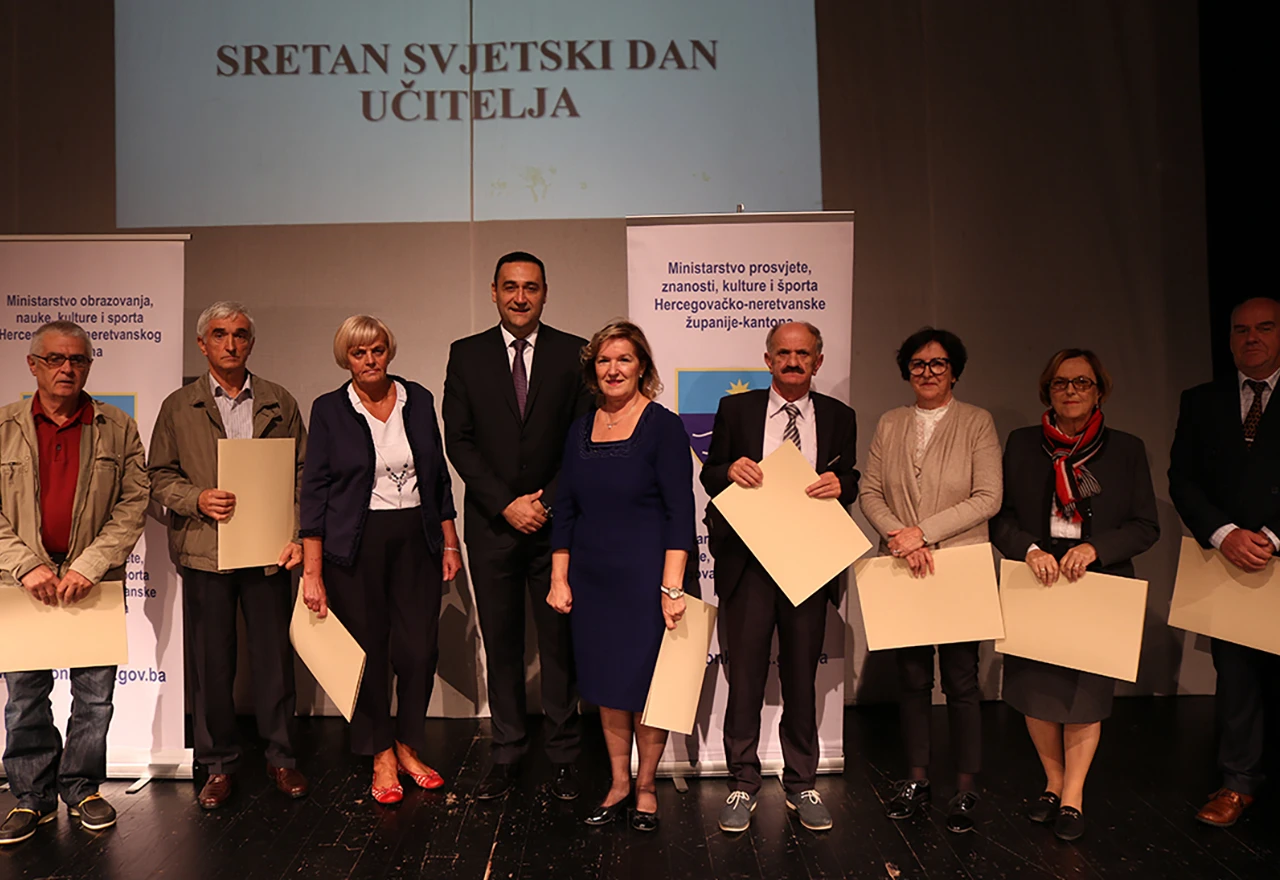 Svečano obilježen Svjetski dan učitelja