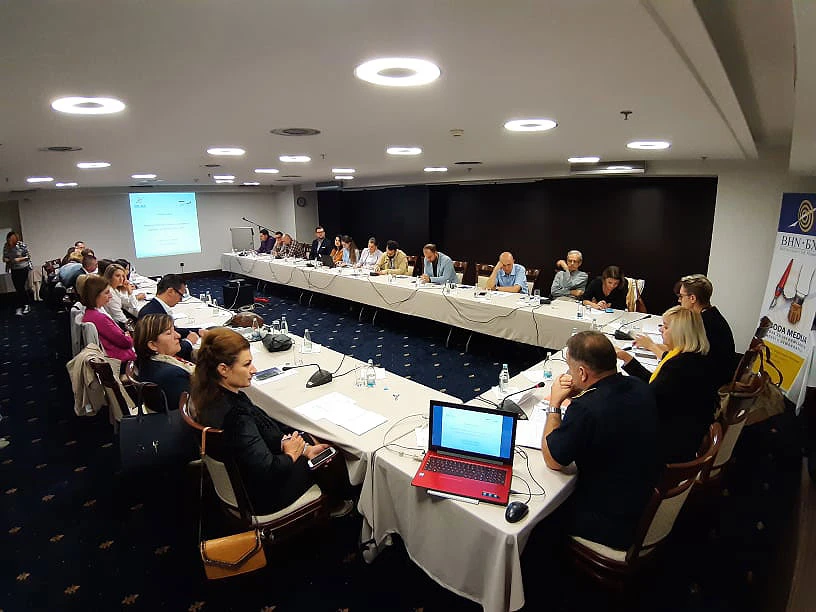 Zatražene oštrije sankcije za napadače na novinare u BiH