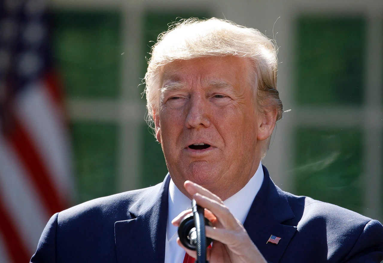 Objavljen izvještaj zviždača, Pelosi pokrenula istragu radi opoziva Trumpa