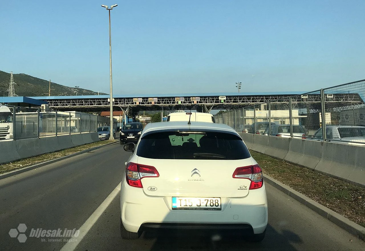 Početak vikenda donosi gužve i pojačanu frekvenciju vozila