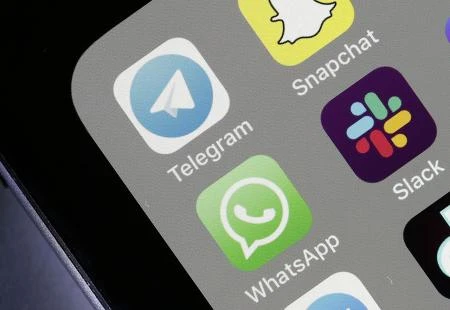 Google će Vam čitati tekst poruke koje dobijete na WhatsApp