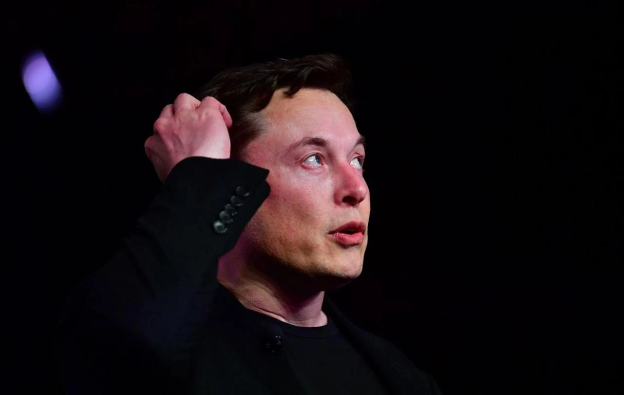Musk uvjeren: Poslat ćemo raketu na Mjesec već za 2 godine