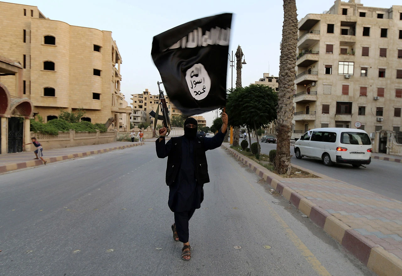 Europol - Žene u dobi između 16 i 25 godina nova meta ISIL-a