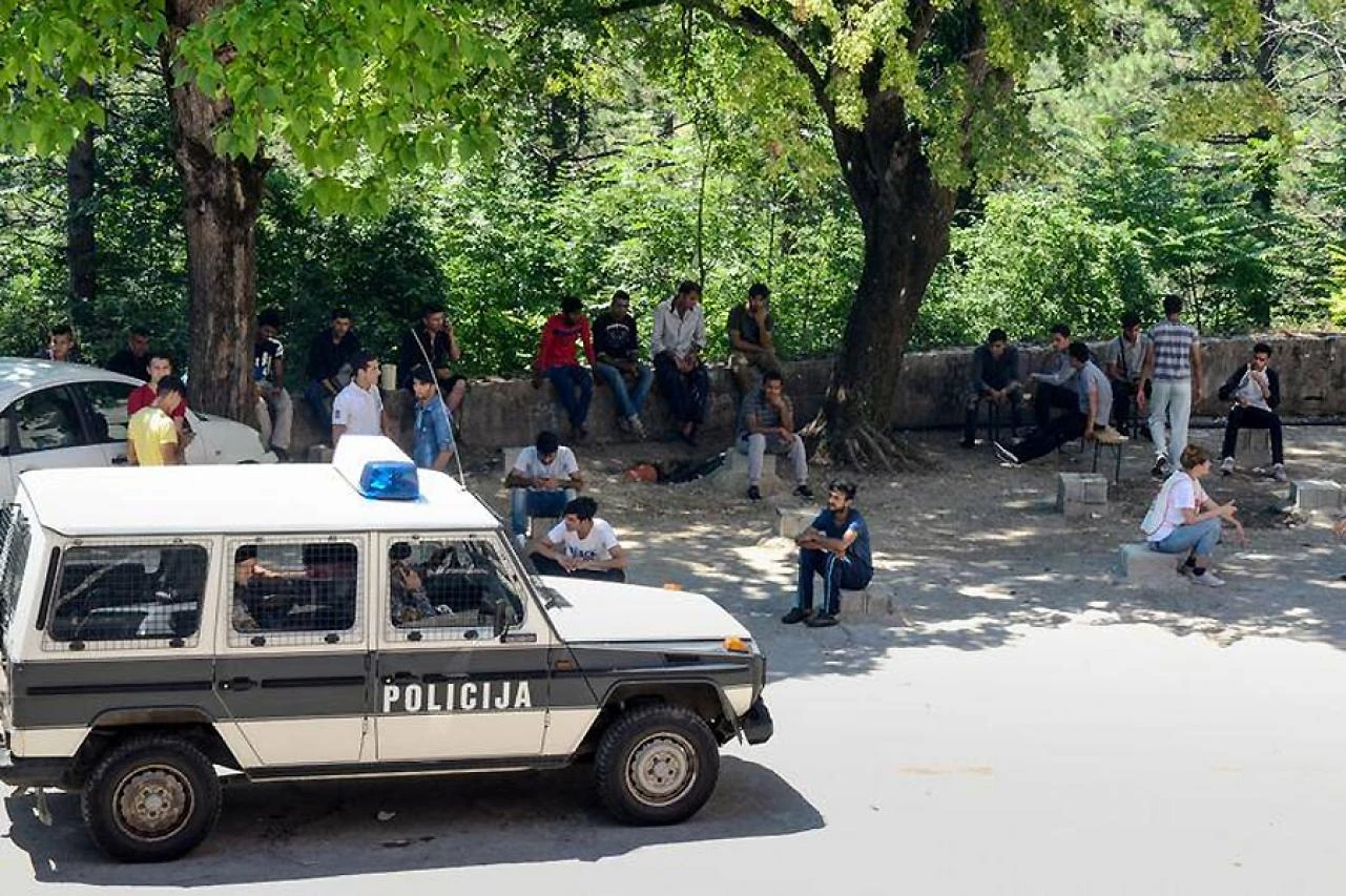 Dvanaest migranata uhićeno nakon tučnjave u Bihaću