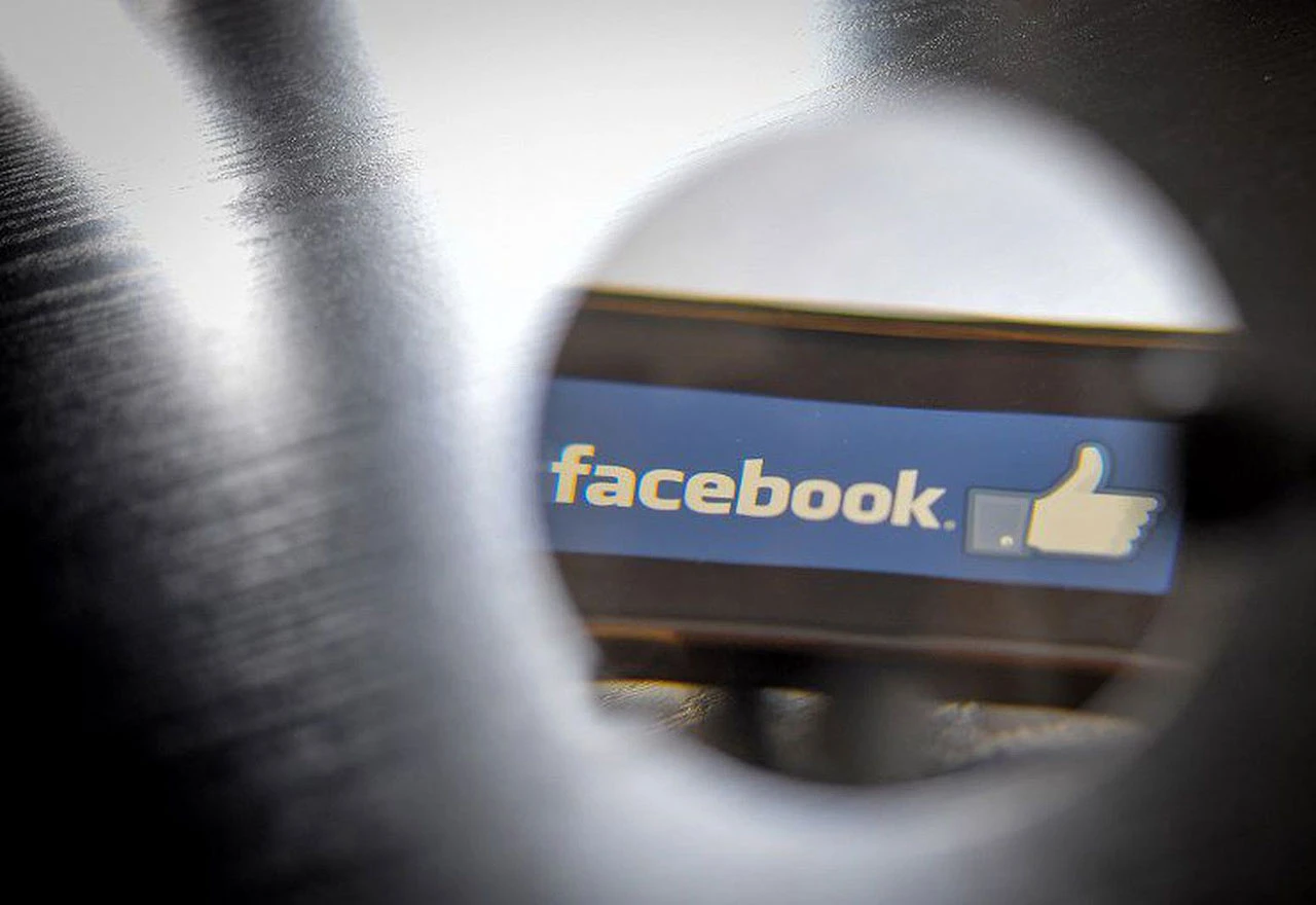Ulovljen jer je na Facebooku prijetio ubojstvom političarima u RS