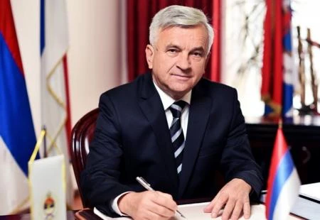 Čubrilović: Ne treba, niti može doći do upotrebe bonnskih ovlasti