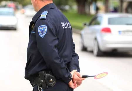Kakav rezervni sastav kada i u redovnom nedostaje 1500 policajaca