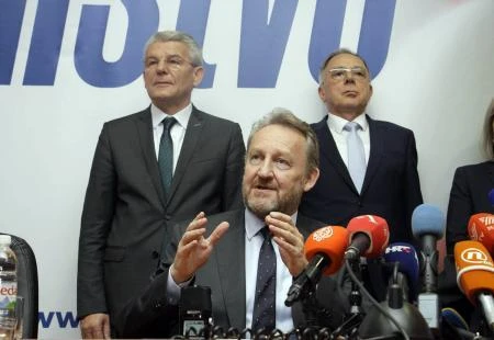 Mi smo se zavadili oko pozicija