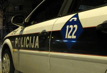 Otac iz Bratunca osumnjičen da je nasmrt pretukao bebu