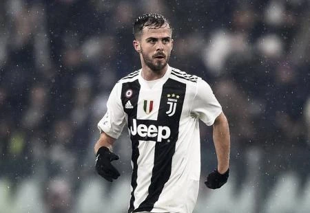 Juventus odbio ponudu za Miralema Pjanića