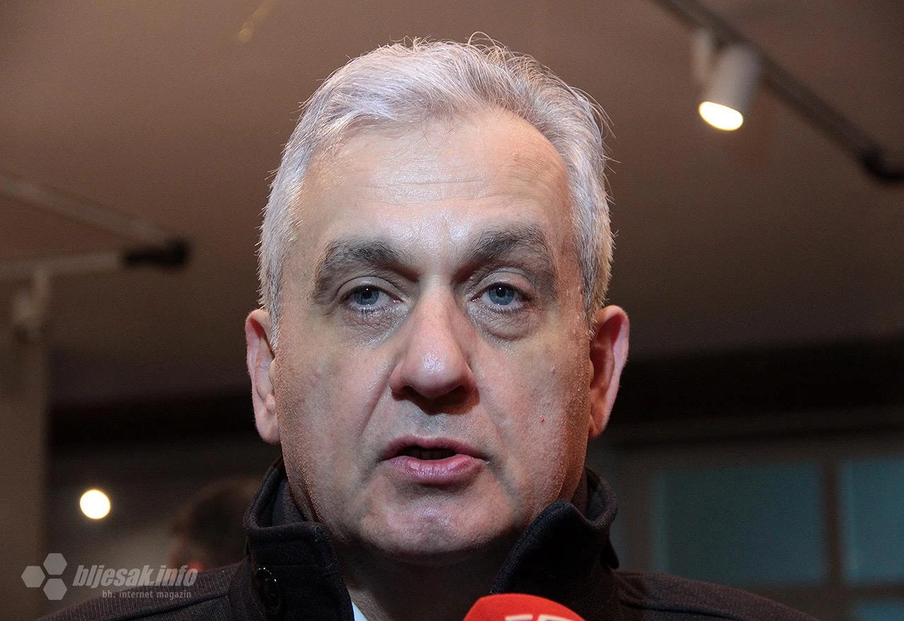 Pružanje podrške: Bešlić će posjetiti migrante u Bihaću?
