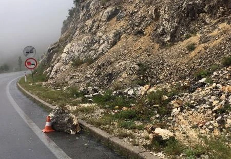 Upozorenje vozačima na moguće odrone
