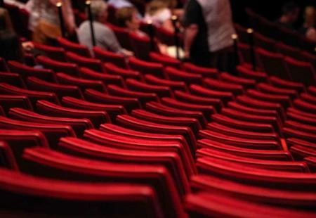 Raspisan Natječaj za sudionike 18. Festivala srednjoškolskog teatra BiH
