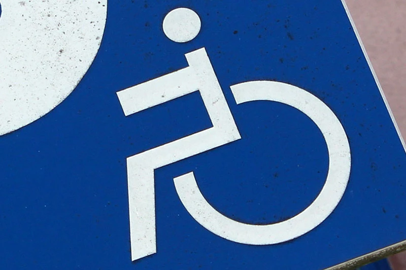 MUP ŽZH poziva vozače s invaliditetom da preuzmu naljepnice za parking