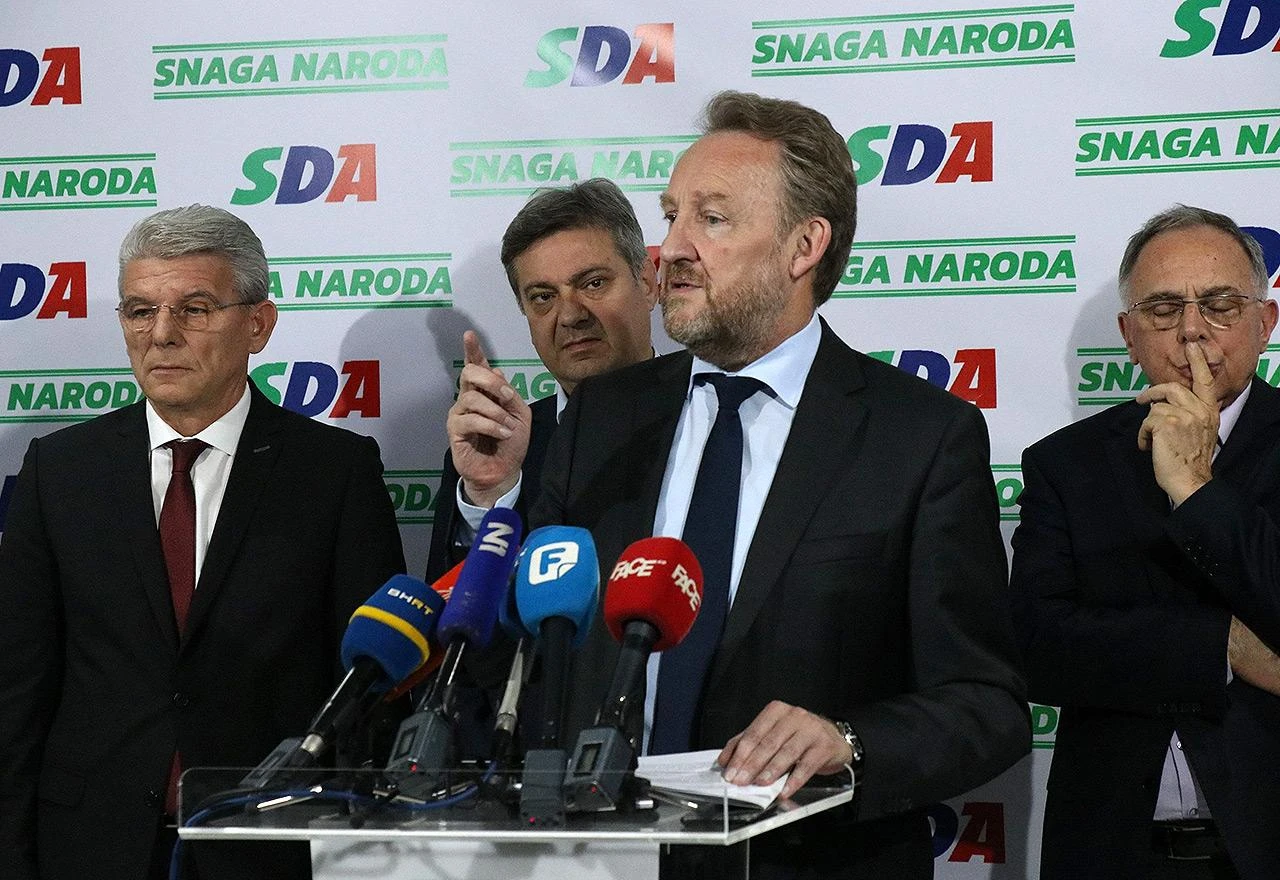 Crvena linija: Izetbegović najavio poteze kakve do sada nije povlačio